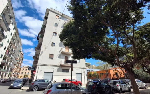 Via Maturi bilocale parzialmente arredato