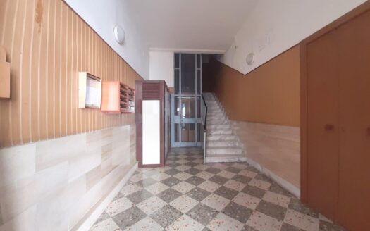 Via Quinto Ennio ang.Via C.Battisti quadrilocale