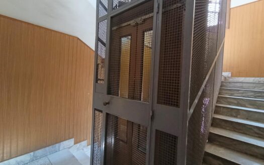 Via Quinto Ennio ang.Via C.Battisti quadrilocale